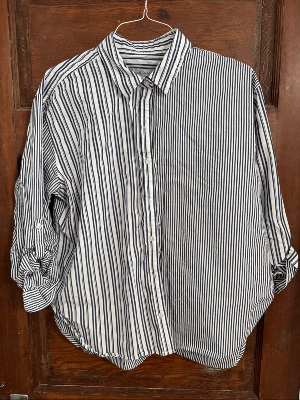 Women’s Blue  & White Vertical Stripe Button-Up Shirt. Gloria Vanderbilt OX